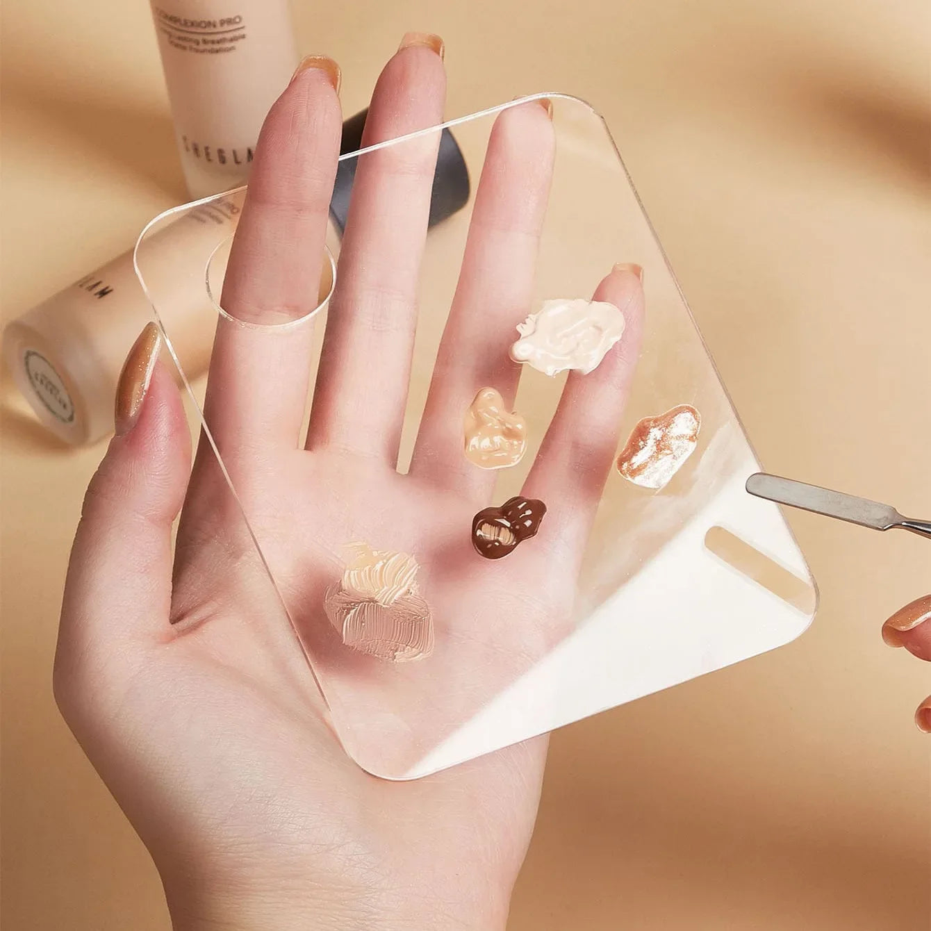 Acrylic Makeup Palette & Spatula - Women's Cosmetic Accessories Online